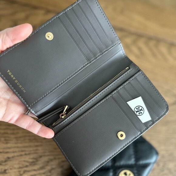 NWT! New! Tory Burch Willa Medium Wallet -Leather - Grey (Volcanic Stone) - Picture 3 of 9